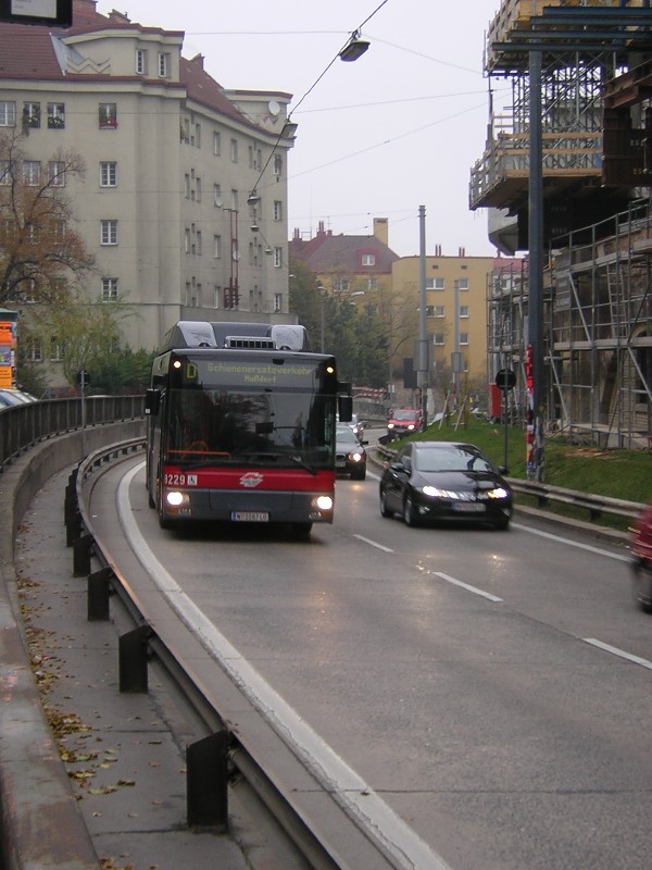 SEV Linie D 8229
