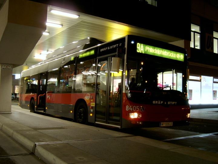 9A 8405