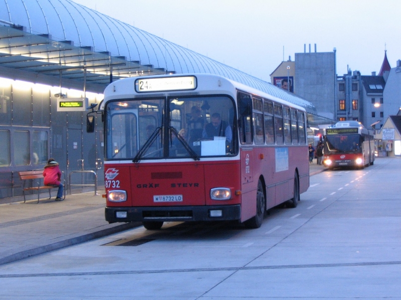 8732_24A_Kag-Pl_22_01_2007