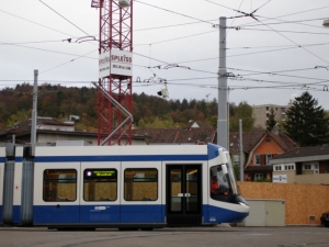 Cobra-Tram der Zürcher Verkehrsbetriebe 4