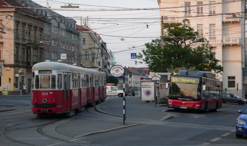 52 1217 57A 8615