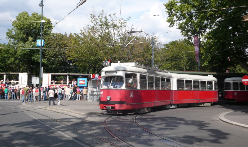 49 4711 + 1183 @ Regenbogenparade PRIDE 2007