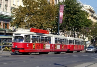 17.7.2007 - E1 4864 - Linie 1 - Oper