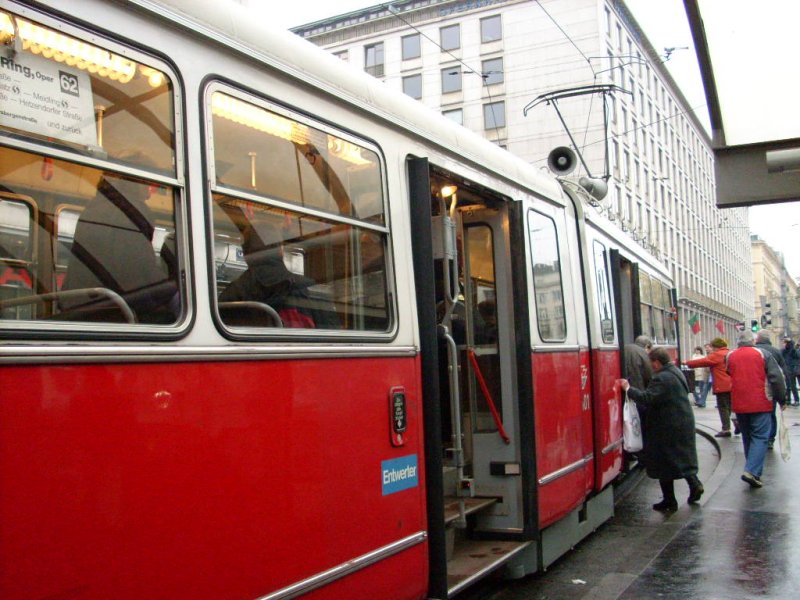 E 4401