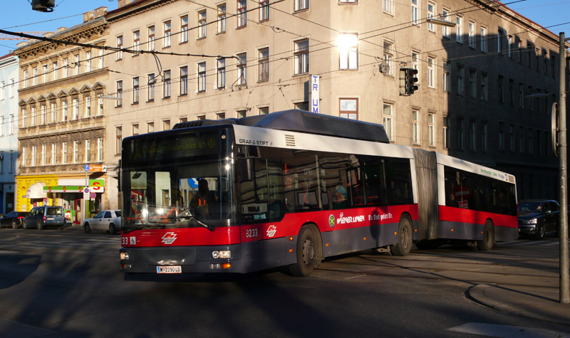7A 8233